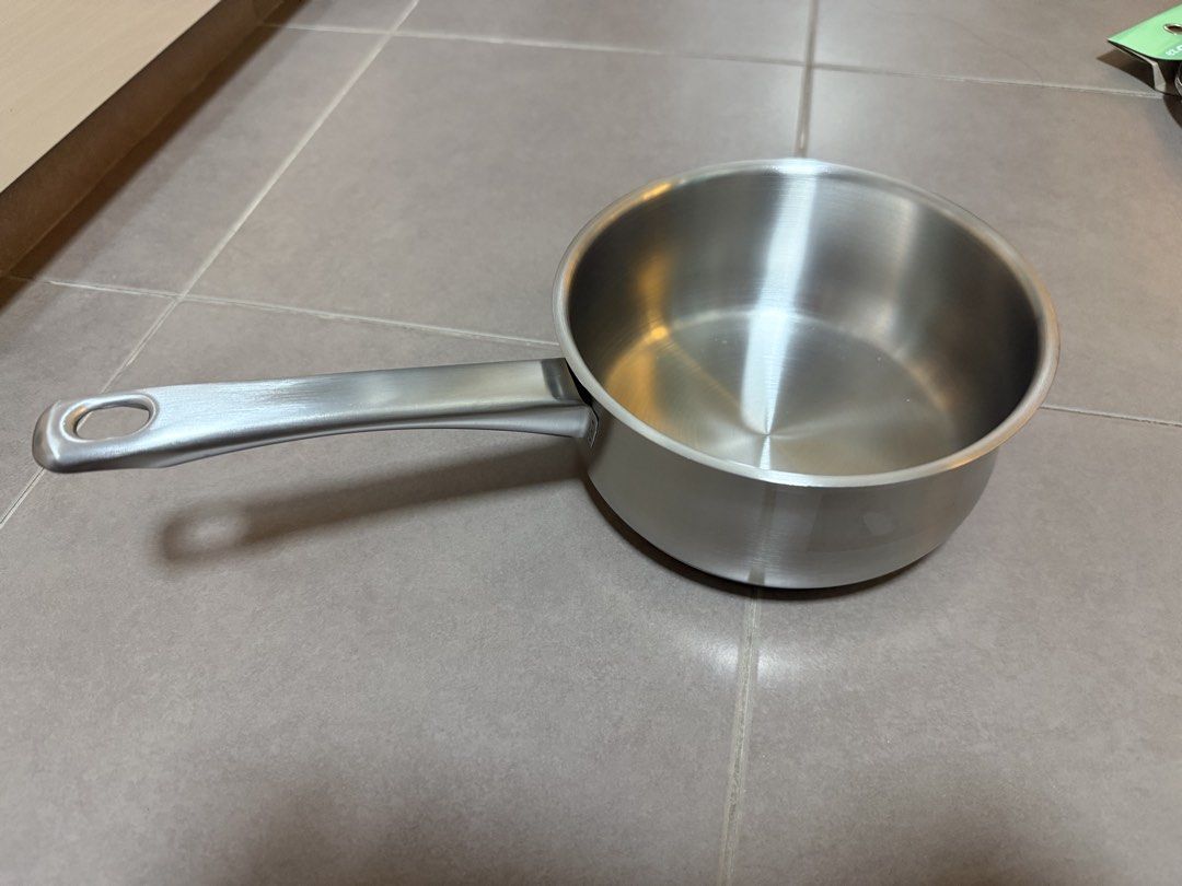 Brand new pots and pans498426365608601601