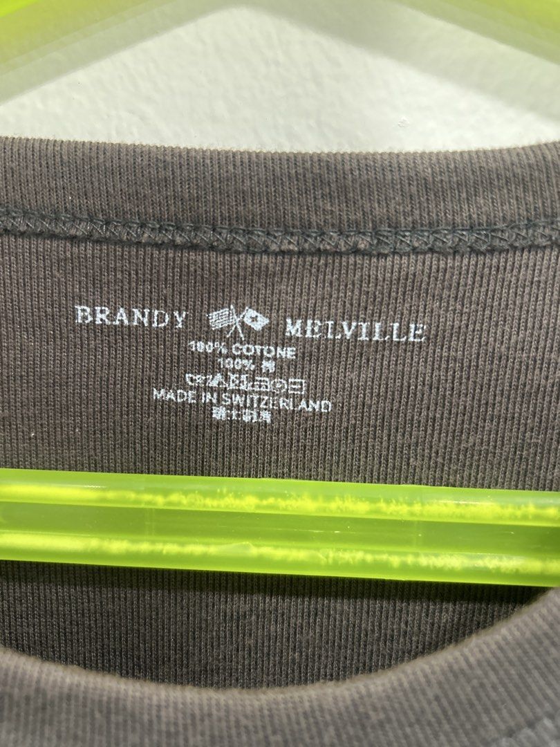 brandy top (Category: Shirts) located in Petaling Jaya. Submitted by taeberry (Listing ID 1447163213, Image 2). Description: wear 1 only and dont want it anymore .