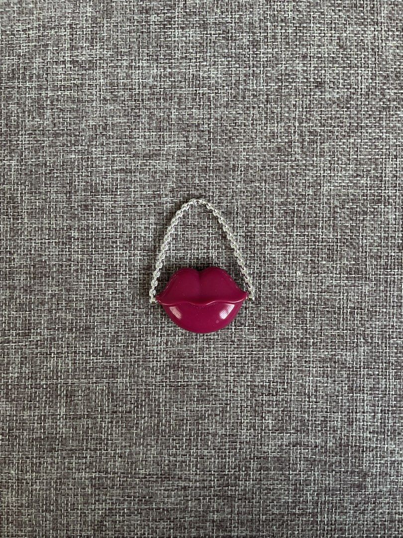 Bratz Doll Lip Bag (Kylie Day) (Category: Purses & Pouches) located in Rodriguez. Submitted by soldwithfinesse (Listing ID 1447152961, Image 1). Description: Brand New. What you see is what you get..