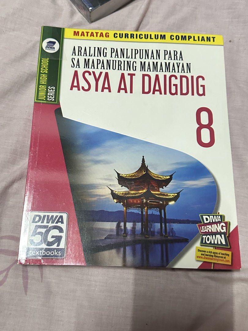BUNDLE OF 5: Grade 8 MATATAG Textbooks (Category: Textbooks) located in Manila. Submitted by rachel.lee5521 (Listing ID 1447212030, Image 3). Description: - Bundle of 5 textbooks perfect for students. - WALANG SULAT!! - Includes: - Arduino in Health Sciences (Second Edition) - Digital Video Production - Araling Panlipunan para sa Mapanuring Mamamayan: Asya at Daigdig (Grade 8) - Filipino sa Modernong Panahon (Grade 8) - Breaking Through Science (