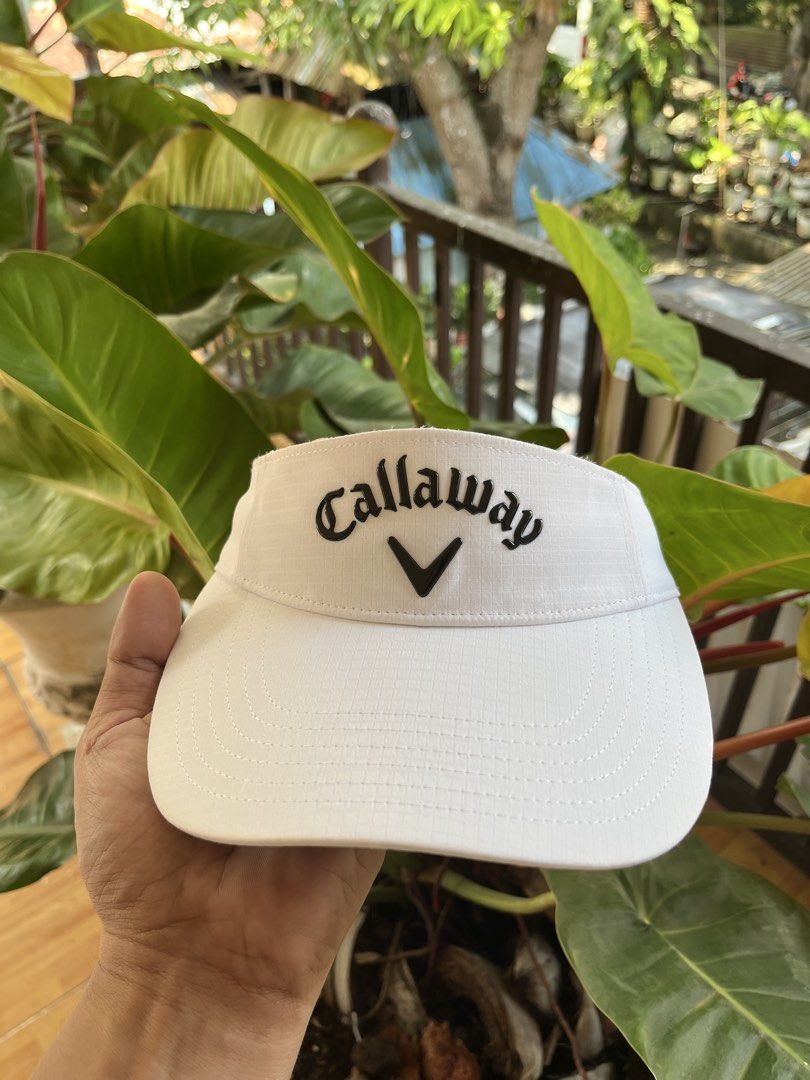 Callaway Apparel White Golf Visor (Category: Caps & Hats) located in Tabuelan. Submitted by franzloyd181453 (Listing ID 1447151119, Image 3). Description: - White Callaway visor - Perfect for sunny golf days - Adjustable strap for a comfortable fit - Made from 100% polyester - Easy to clean and durable.