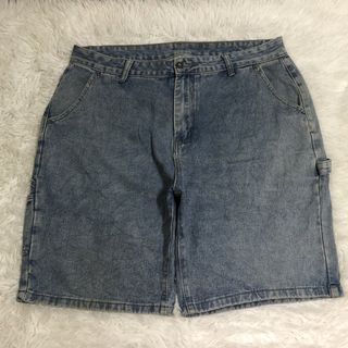 (Category: ) located in . Submitted by g.thrift (Listing ID 1447107997, Image 1). Description: .