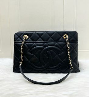 (Category: ) located in . Submitted by love4luxe (Listing ID 1447156614, Image 1). Description: .