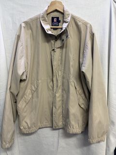 由 secondhandclothessell (刊登 ID 1447259131，圖片 1) 提交，位於 的 (類別：)，說明：。