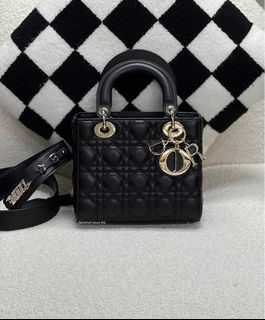 (Category: ) located in . Submitted by neverfull_luxury_sg (Listing ID 1447205431, Image 1). Description: .