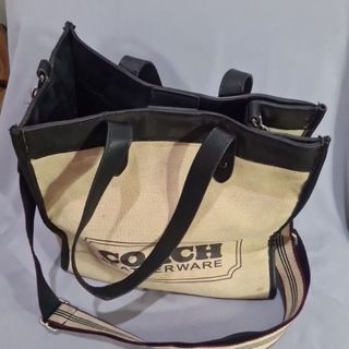 (Kategori: ) berada di . Dikirim oleh PrelovedBrandedStore (ID iklan 1447217397, Gambar 1). Deskripsi: .