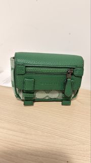 （分類：）位於 。 由 chancinderella 提交（商品編號 1447208384，圖片 1）。簡介： 。