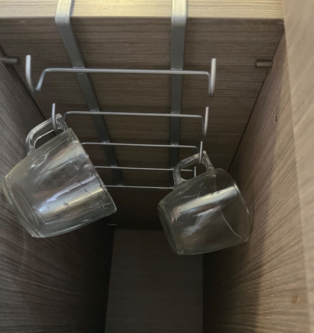 Complete kitchen set: like new. MUST GO ASAP498046031470284809