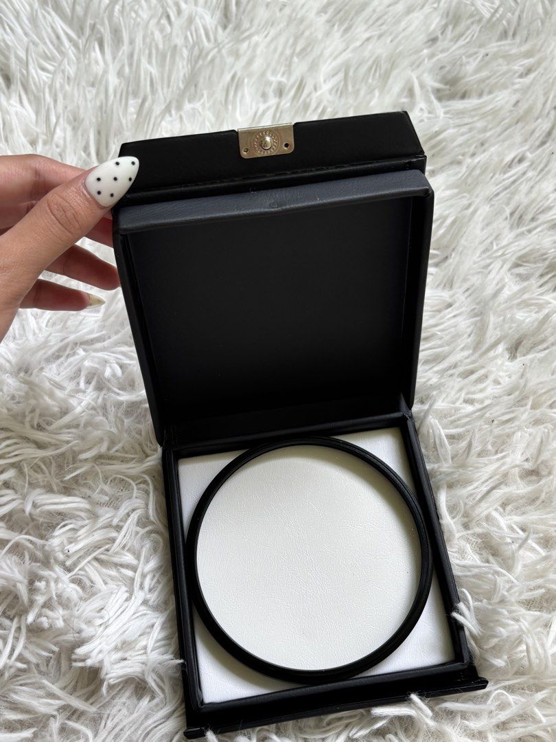 Contax 95mm L39 (UV) MC Camera Lens Filter (Category: Lens & Kits) located in Agdangan. Submitted by jannakim (Listing ID 1447116047, Image 1). Description: - Contax 95mm L39 (UV) MC filter - Protects your lens - Filters UV light - Clean glass - Comes with original Contax case - Ready for immediate shipping.