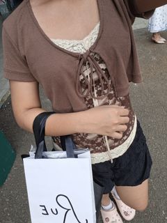 (Kategori: ) berada di . Dikirim oleh ro_ou (ID iklan 1444837930, Gambar 1). Deskripsi: .
