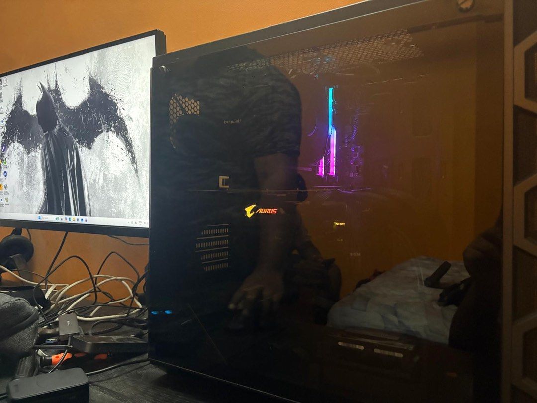 Custom gaming PC/ Desktop498348253146009602