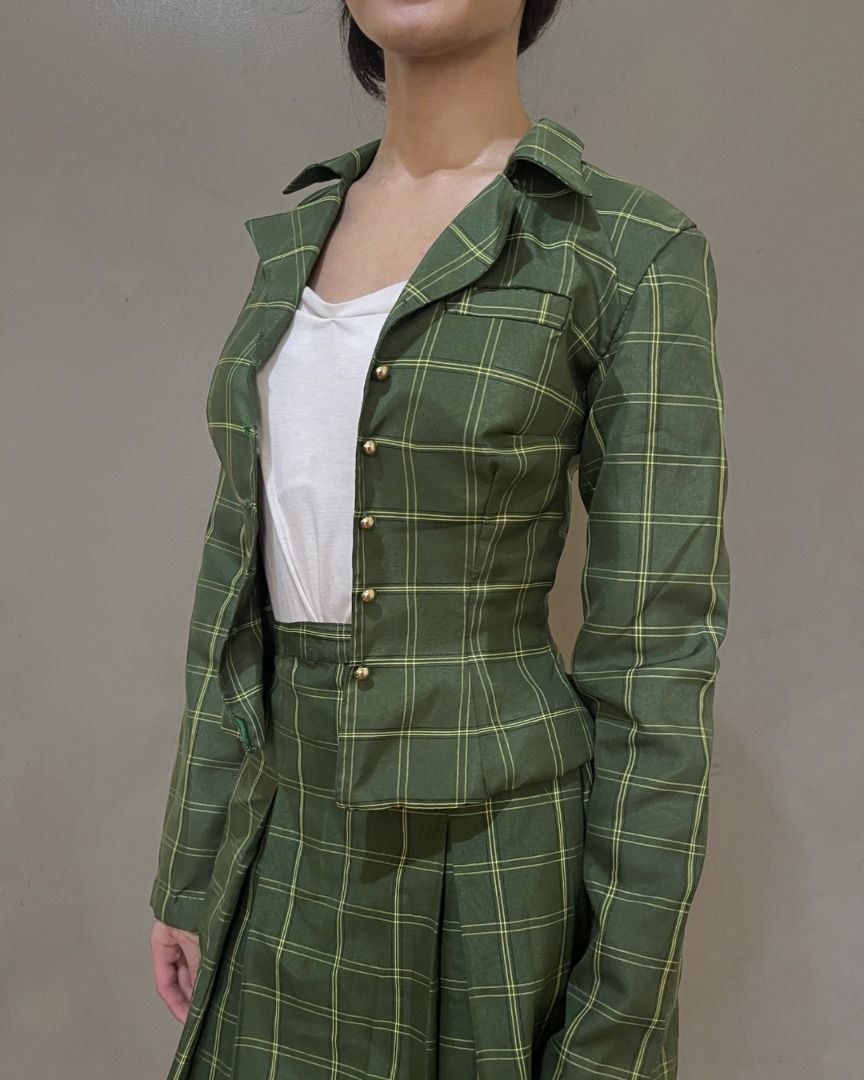 Custom made (unofficial) FEU High School Jacket (Category: Coats, Jackets and Outerwear) located in Quezon City. Submitted by foundmode (Listing ID 1447172515, Image 1). Description: -Bust: up to 32" Waist: 24" -Repairs at hem & sleeves -Glue mark on under sleeve.