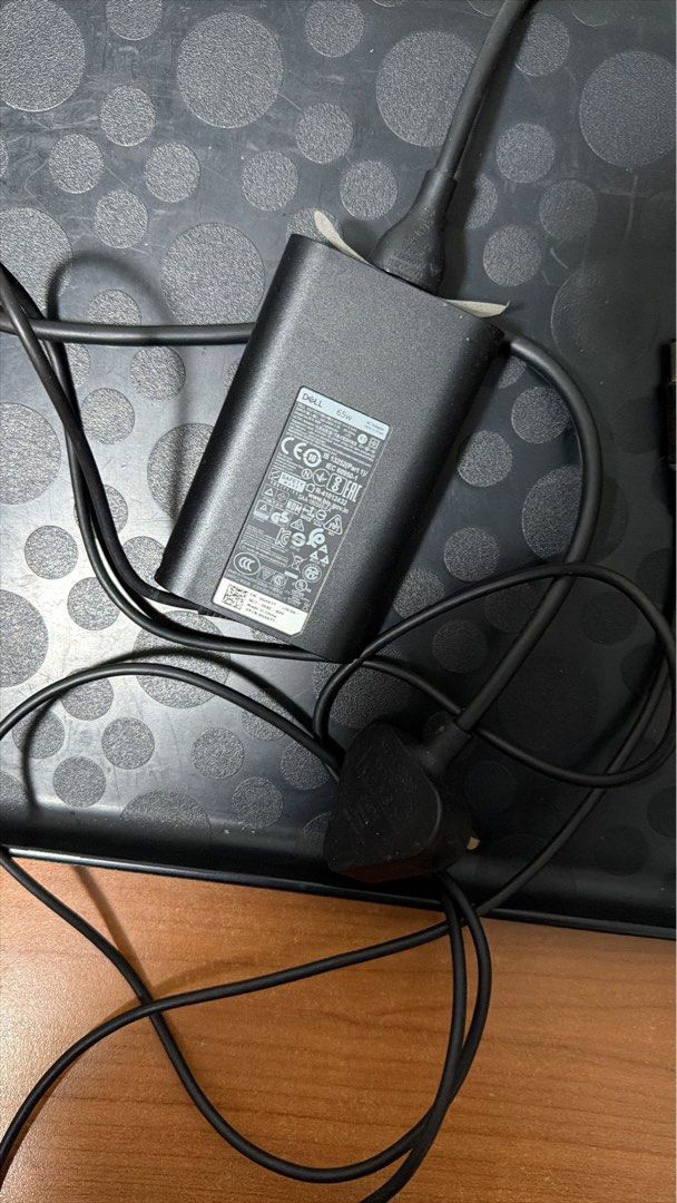 Dell 65W AC Adapter Power Supply Charger498484812952391681
