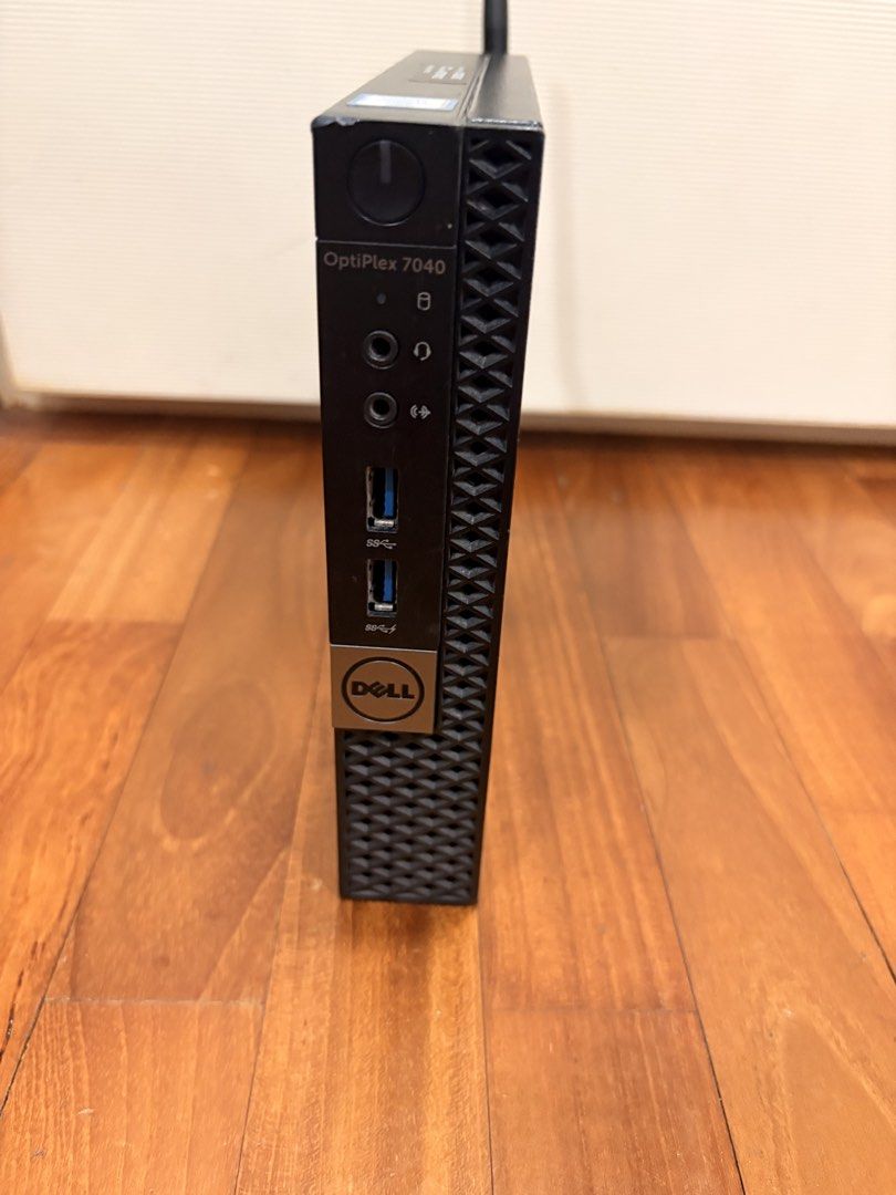 Dell optiplex 7040 micro ( i7 32GB 250GB )
