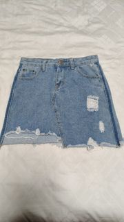 (Category: ) located in . Submitted by eeeelise (Listing ID 1447211235, Image 1). Description: .