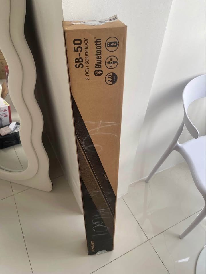 Devant SB-50 2.0CH Soundbar Brandnew (Category: Soundbars, Speakers & Amplifiers) located in Manila. Submitted by sheens9 (Listing ID 1447292795, Image 1). Description: - Devant SB-50 Soundbar - 2.0 Channel System - Connects via Bluetooth or AUX IN - Perfect for enhancing your TV audio experience - Comes with original box Devant Soundbar SB-50 2.0CH FOR SALE ONLY 3,500 nalang!! BRANDNEW AND SELAED NEVER BEEN OPENED. RFS: declutterring for pickup 