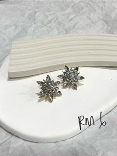 (Category: ) located in . Submitted by cocococopreloved (Listing ID 1447119800, Image 1). Description: .