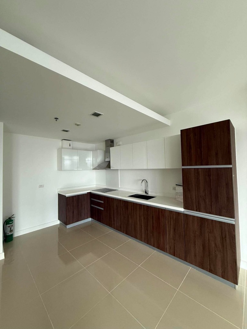(Category: ) located in . Submitted by jeromeasuncion (Listing ID 1447151300, Image 1). Description: .