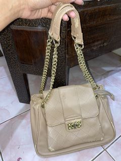 (Kategori: ) berada di . Dikirim oleh gurly.babyyy (ID iklan 1447200247, Gambar 1). Deskripsi: .