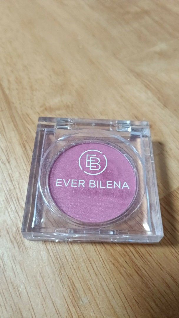 Ever Bilena Powder Blush Dazzling Barbie (Category: Makeup) located in Cainta. Submitted by akosijoan (Listing ID 1447124393, Image 1). Description: - Ever Bilena Powder Blush - Shade: Dazzling Barbie - Size: 3g used 2x, not my shade.