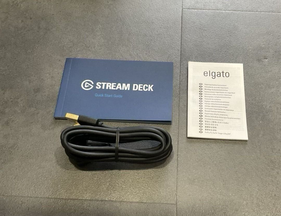 [Excellent Condition] Elgato STREAM DECK Mk.2 Stream Deck 15-Key Layout498106047440496644