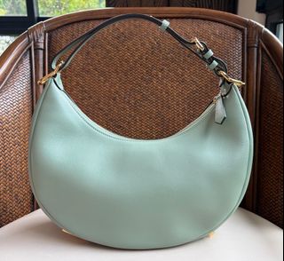 (Category: ) located in . Submitted by amazing_grains910 (Listing ID 1447201089, Image 1). Description: .