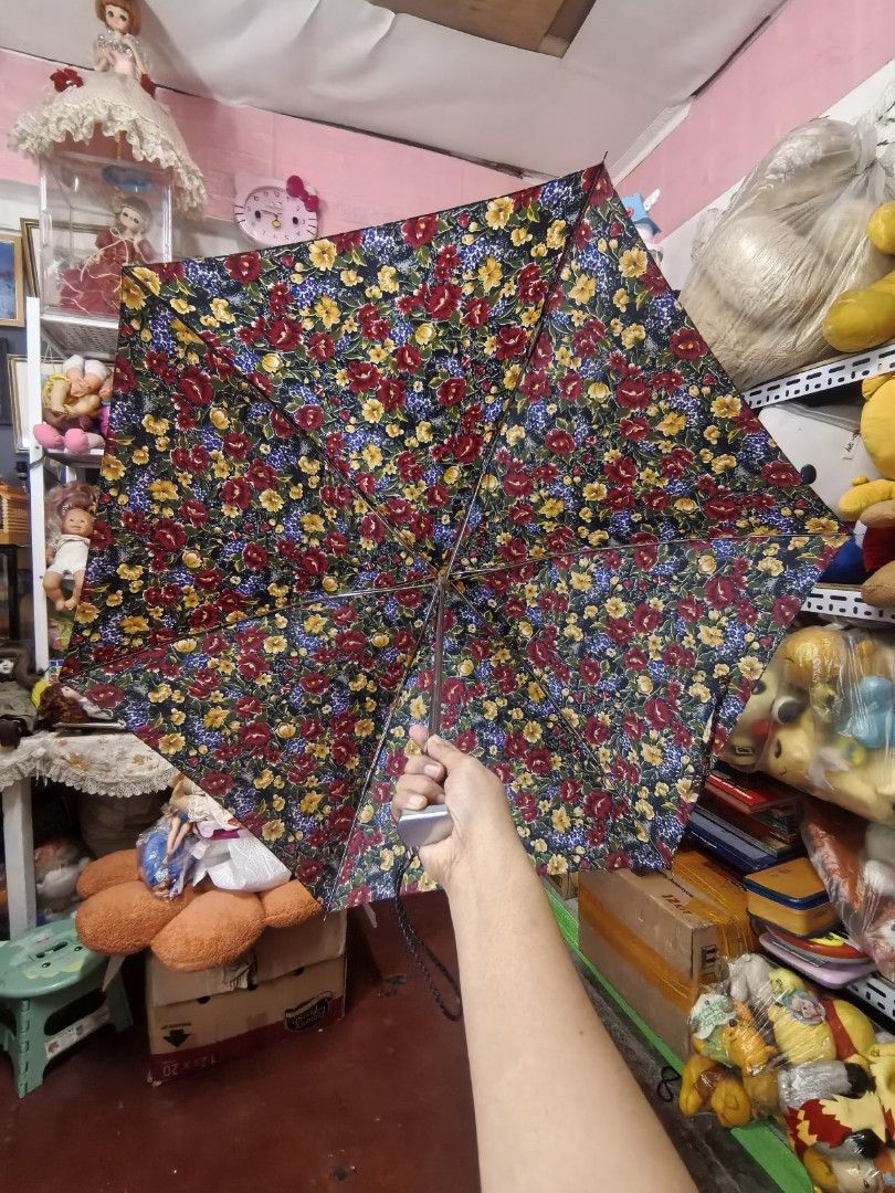 Floral Print Folding Umbrella (Category: Umbrellas) located in Paranaque City. Submitted by furugiyafinds (Listing ID 1447260548, Image 3). Description: -Japan items surplus -Cute floral print folding umbrella. Compact and easy to carry. Perfect for rainy & sunny days..