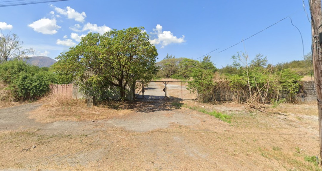 (Category: ) located in . Submitted by luxerealtyph (Listing ID 1447162782, Image 1). Description: .