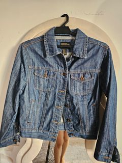 (Category: ) located in . Submitted by hellopreloved80 (Listing ID 1447208337, Image 1). Description: .