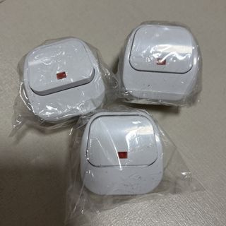 （分類：）位於 。 由 ucseller 提交（商品編號 1447141380，圖片 1）。簡介： 。