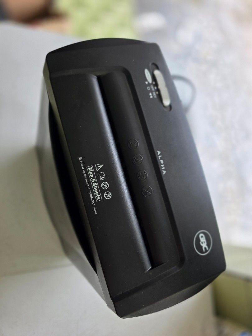 GBC A4 shredder498369865995397122
