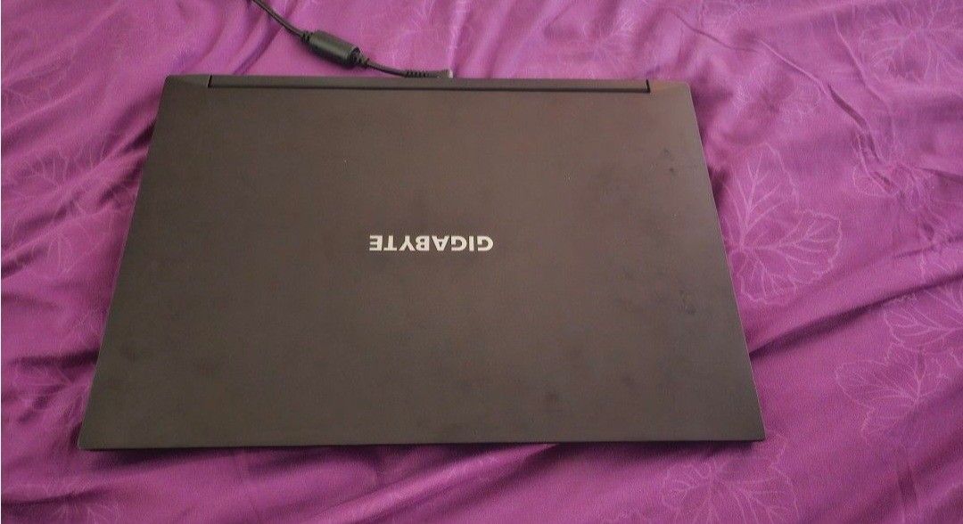 Gigabyte g5498224404848322561