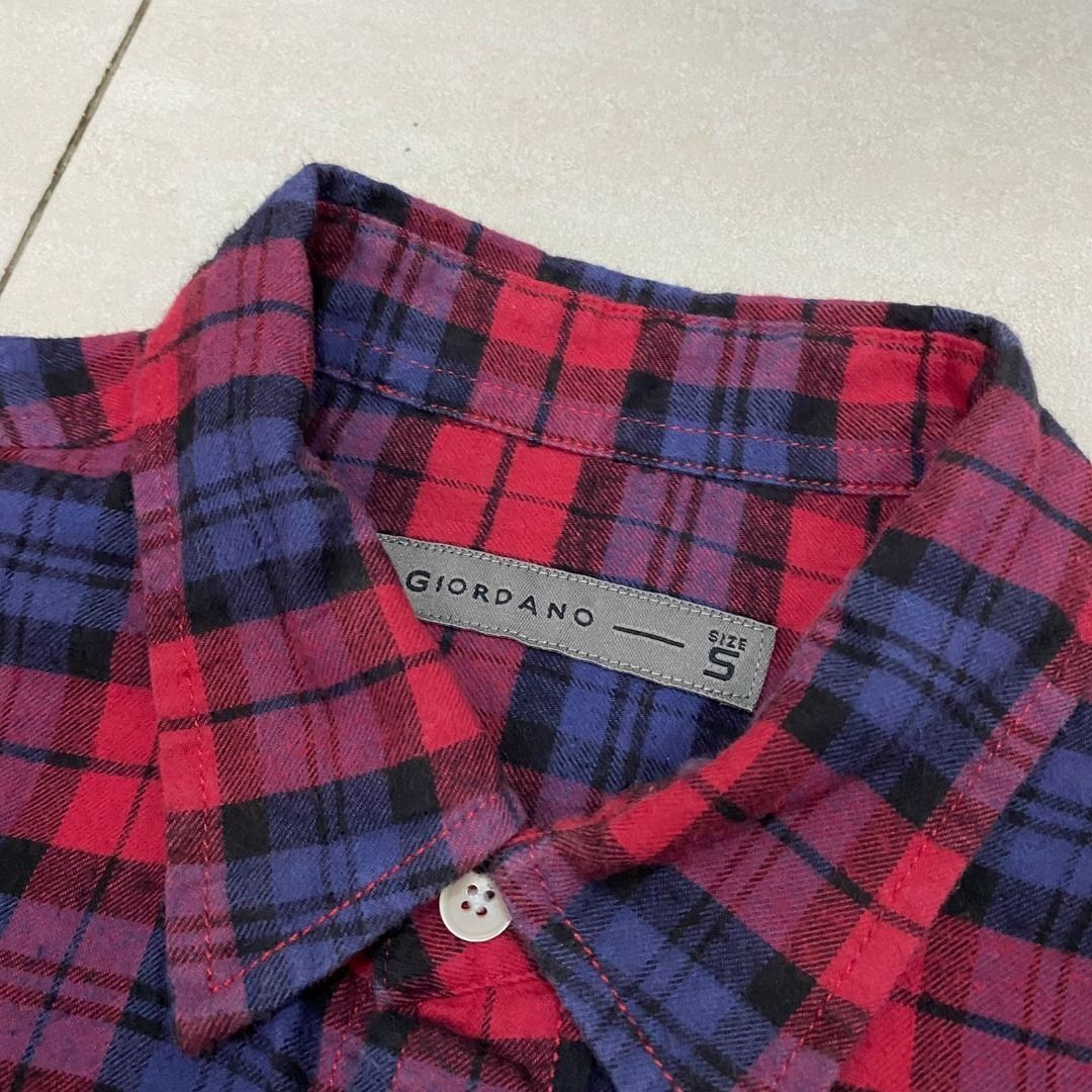 GIORDANO. [K299?] Kemeja Flanel/Flannel Maroon Navy Hitam Original Nominus Size S Bandung (Kategori: Atasan) berada di Bandung. Dikirim oleh 99coolz.shop (ID iklan 1447124344, Gambar 2). Deskripsi: Kemeja Flanel/Flannel GIORDANO Original Nominus Warna Maroon Navy Hitam Size S (71x48cm) 140k net freeongkir Bandung - RS Hermina Arcamanik.