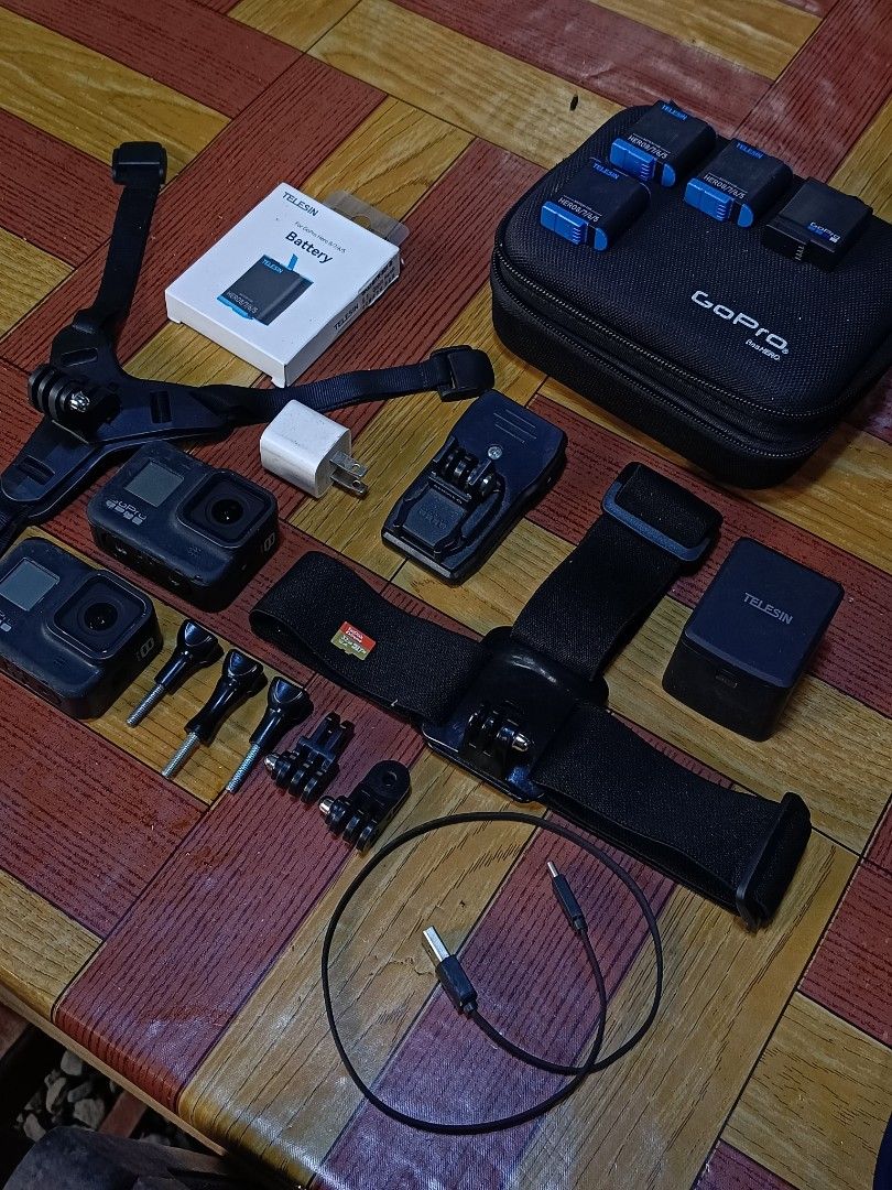 Go Pro Hero 8 Black (Category: Cameras) located in General Santos City (Dadiangas). Submitted by doncarloos14658 (Listing ID 1447118733, Image 2). Description: Go Pro Hero 8 Black 🔥 Inclusions : - 3 BATT Telesin - 1 BATT GoPro - Telesin Charger Case - Head Strap mount - Chin mount Strap - GoPro Bag mount - USB Type C cable w/ adapter - SanDisc SD Card 32GB - GoPro hero 8 (x2) - Other accessories ₱11,000 (Negotiable) 💵 note: 1 unit is working go