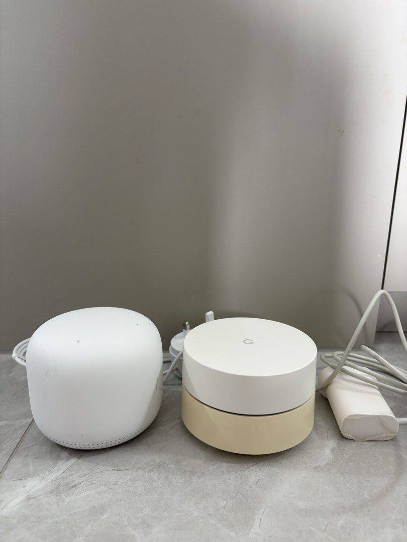 Google Wifi Router + Point498232910110402560