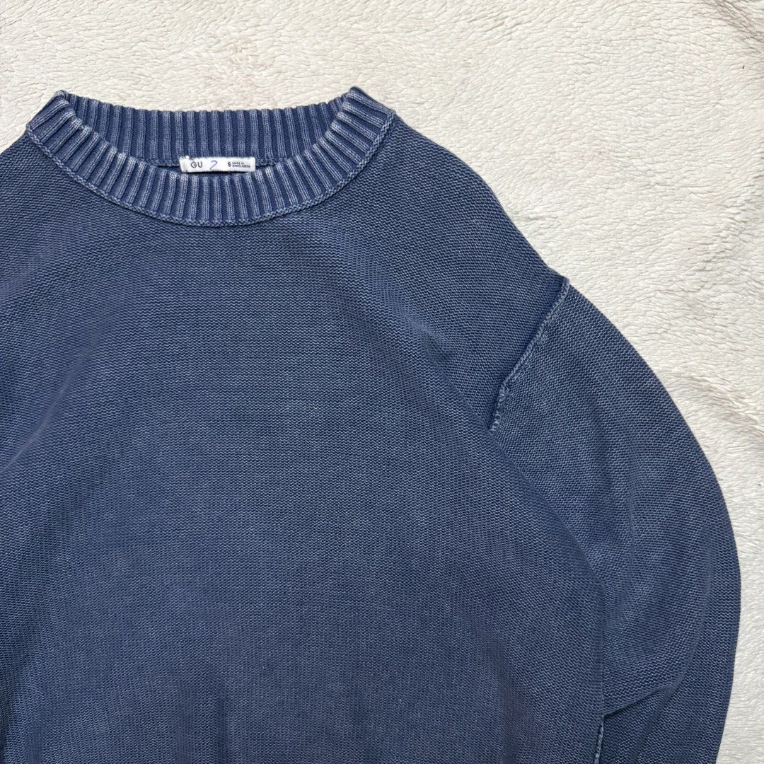 GU Washable Crewneck Sweater - Navy (Category: Activewear) located in Caloocan City. Submitted by handpickedgood1es (Listing ID 1447212186, Image 3). Description: 📍 Location: Metro Manila, North Caloocan Bagbaguin 📦Shipping details — 🚚 1 - 3 day/s door to door delivery via J&T 🛵 Same day delivery thru Lalamove within Metro Manila.