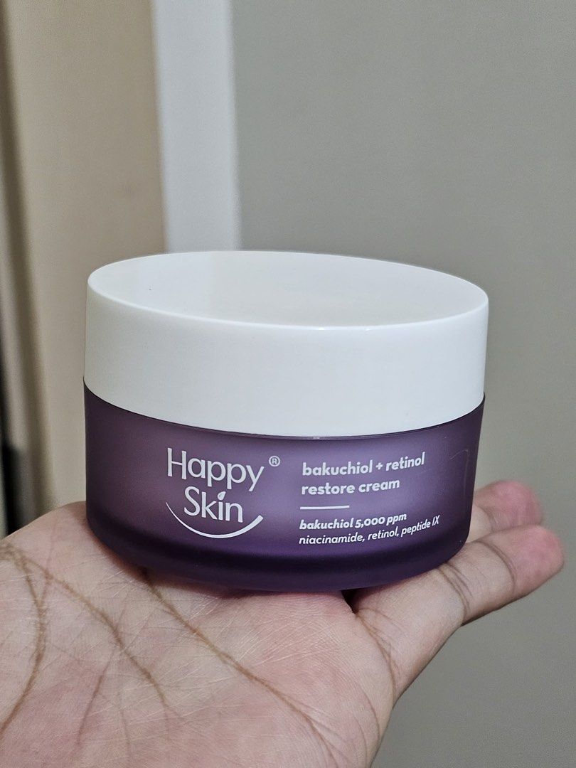 Happy Skin cream (Category: Face Care) located in Quezon City. Submitted by MsCLM (Listing ID 1447229258, Image 2). Description: Brand new Original price 1,299 selling half the price Selling low Very effective anti aging cream .