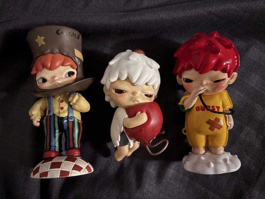 HIRONO FOR SALE (Category: Designer & Blind Box Toys) located in Manila. Submitted by kenzoff (Listing ID 1447230554, Image 1). Description: 📍QC -THE CONCEITED MAN -DRIFTER -BURST issues: -NO BOX - NO CARD( to be checked ) - DRIFTER's arrow on his head is missing .