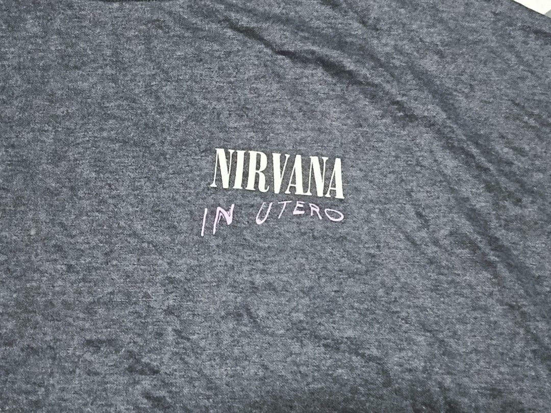 H&M Divided Nirvana "In Utero" Oversized Sweatshirt (Category: Coats, Jackets and Outerwear) located in Zaragoza. Submitted by kinghalili71957 (Listing ID 1447116874, Image 2). Description: .