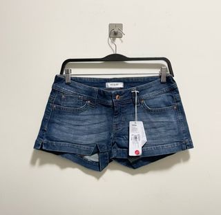 (Kategori: ) berada di . Dikirim oleh lunara.branded (ID iklan 1447290341, Gambar 1). Deskripsi: .