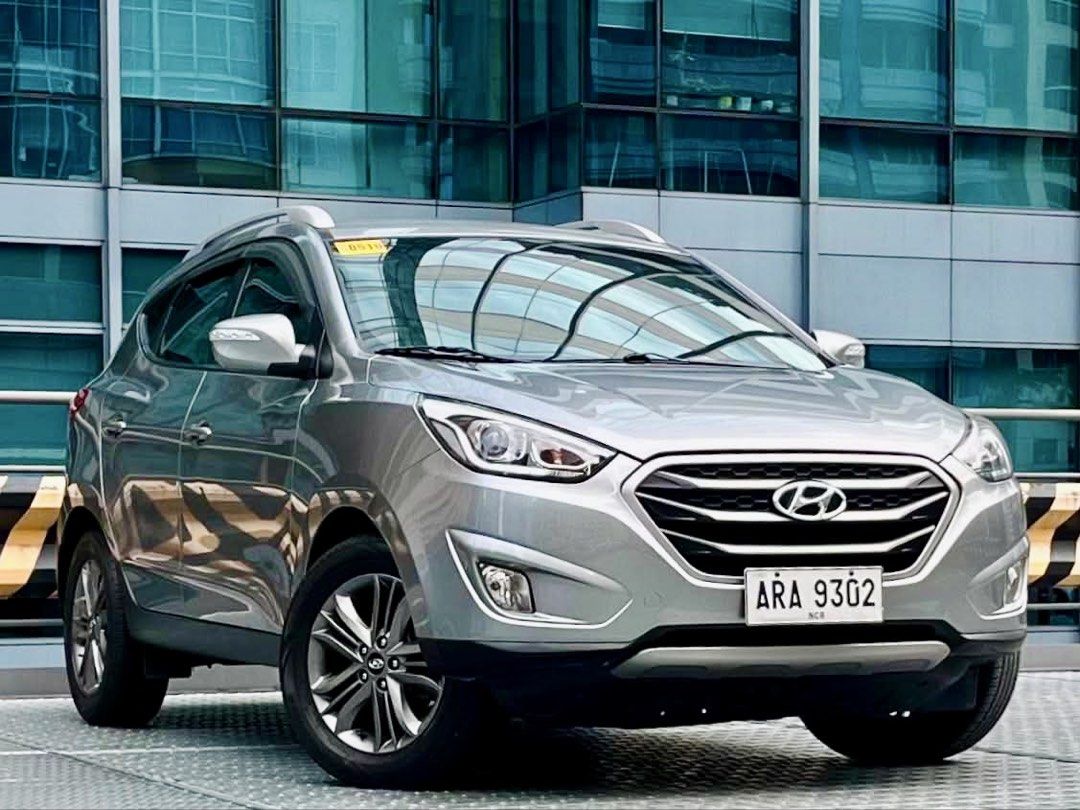 Hyundai Tucson 2.0 (A) (Category: Used Cars) located in Makati City. Submitted by maby_latido05 (Listing ID 1447218281, Image 3). Description: 2015 Hyundai Tucson 2.0 GLS Gas AT‼️🔥 FINANCING: ALL IN DP Php70K! **Subject for Bank Approval** 2yrs:P27,915 3yrs:P20,170 4yrs:P16,725 🔰Mileage: 35K KM ✅NO MILEAGE TAMPERING GUARANTEED✅ We will scan the Vehicle in front of you ➡️2nd Owner ➡️Steering Control ➡️5 Seater ➡️Airbags ➡️Leather Seat Cover ➡️Po