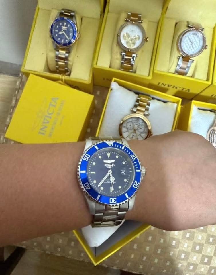 💞INVICTA PRO DIVER MEN💞 (Category: Luxury Watches) located in Rizal. Submitted by leignarose0shoppe (Listing ID 1447227831, Image 3). Description: FLASH S A L E❗ 4200 only plus SF 💞INVICTA PRO DIVER MEN💞 model 26971 Brandnew Guaranteed Original US Bought 40mm Japan Quartz 200m water resistance.