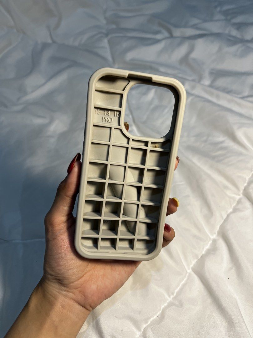 Iphone 13 pro rhode case (Category: Cases & Sleeves) located in Santa Rosa. Submitted by dailyjane (Listing ID 1447272129, Image 3). Description: Used twice, still in good condition Dupee only not og.
