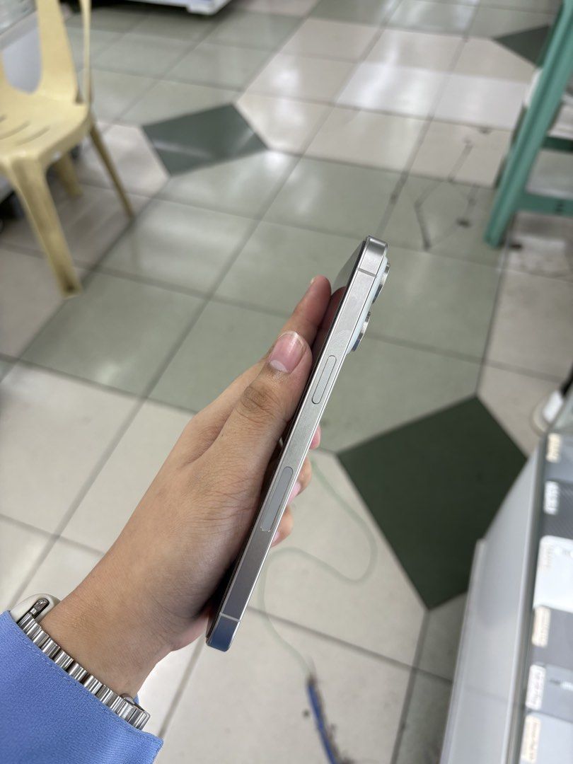 iPhone 15 Pro Max 256GB Factory Unlock No Issue Secondhand (ESIM) (Category: iPhone 15 Series) located in Pasig City. Submitted by FarAndRayShop (Listing ID 1447268656, Image 2). Description: OPEN FOR SWAP/SELLING/BUYING (RFS: Buy and Sell) Price: 37,499 iPhone 15 Pro Max 256GB •FACTORY UNLOCK (ESIM) •NO HIDDEN ISSUES •TEST TO SAWA •Authentic Phone Physical store in Greenhills Shopping Center XD-14 Stall Number Look For Rayray Or Anika NO CASH IN