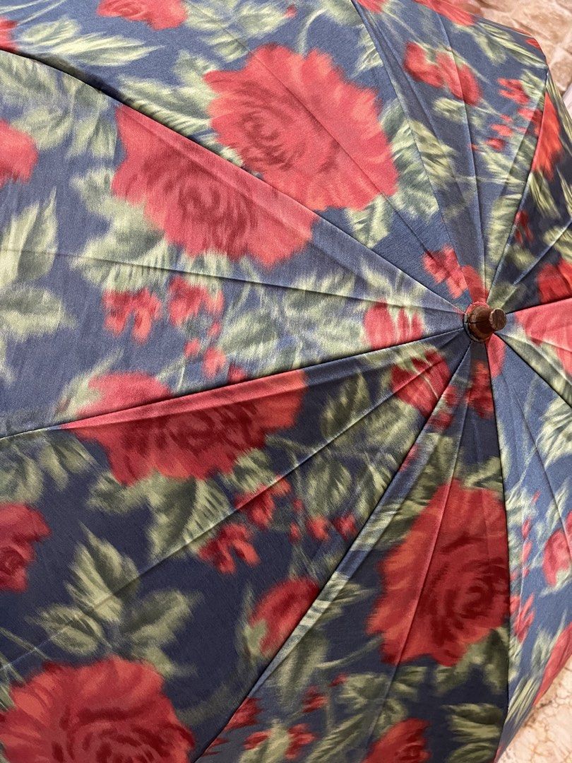 japan sourced umbrella (Category: Umbrellas) located in San Fernando. Submitted by japansurpluselyu (Listing ID 1447143206, Image 2). Description: .