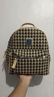 (Kategori: ) berada di . Dikirim oleh vayrenn (ID iklan 1447245492, Gambar 1). Deskripsi: .