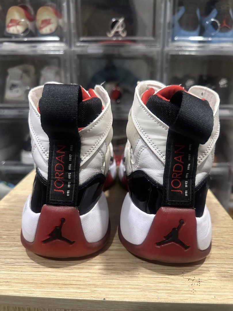 Jordan Jumpman Two Trey"Bred Concord" (Category: Sneakers) located in Quezon City. Submitted by collectorsblvd (Listing ID 1447201353, Image 3). Description: .