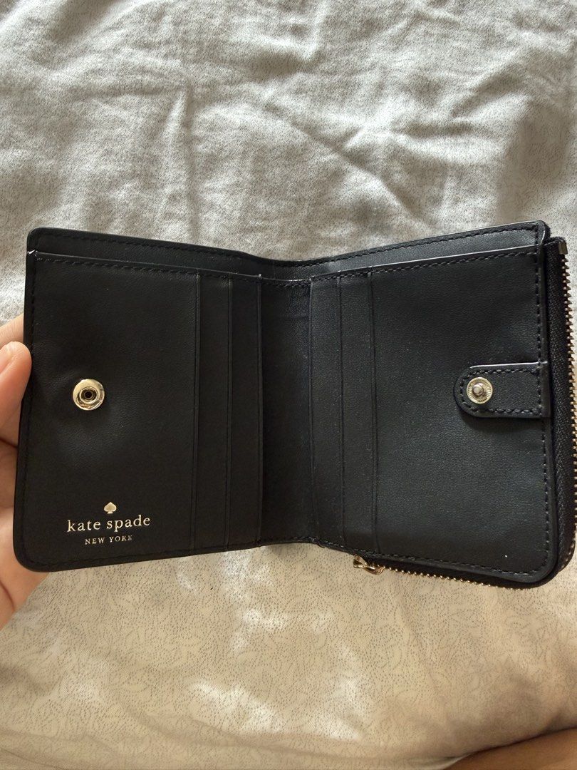 Kate Spade Black Leather Bi-Fold Wallet (Category: Wallets & Card holders) located in Manila. Submitted by kaiiishop (Listing ID 1447128894, Image 2). Description: Original well used KS wallet See pictures for details.