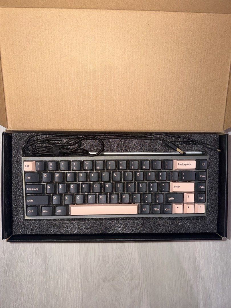 Kbdfans Tofu65 Custom Mechanical Keyboard498503305292032000