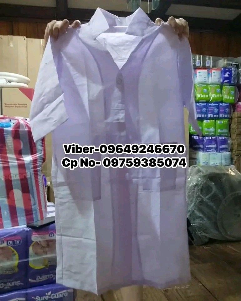 @Labgown@Laboratory gown!!✔️ (Category: Medical Supplies & Tools) located in Manila. Submitted by oplecherly24007 (Listing ID 1447175429, Image 1). Description: Available all sizes Long sleeve and 3 /4 High quality Same day delivery .